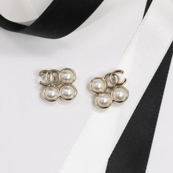 E9BB76BF-2D65-34E2-58CB-B612A31A5BA7.png CCE635 cc Earring For Women