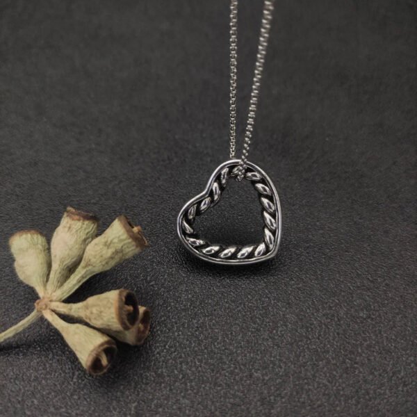 David Yurman Open Heart Cable Pendant in Sterling Silver