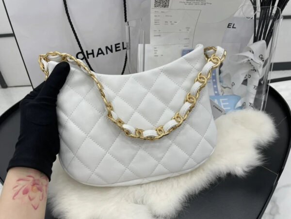 Chanel Hobo Handbag White For Women, Women&rsquo;s Bags 9.4in/24cm