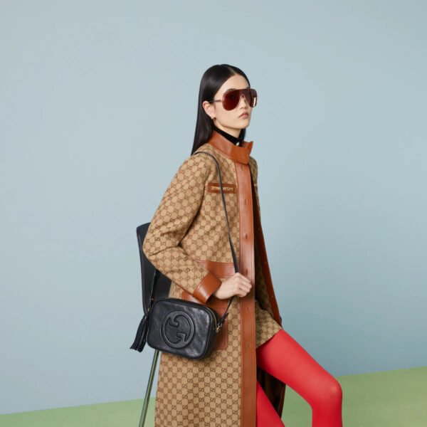 EB83921C-2AE7-1E75-C444-2FD3E1804D31.jpg BLONDIE SMALL SHOULDER BAG