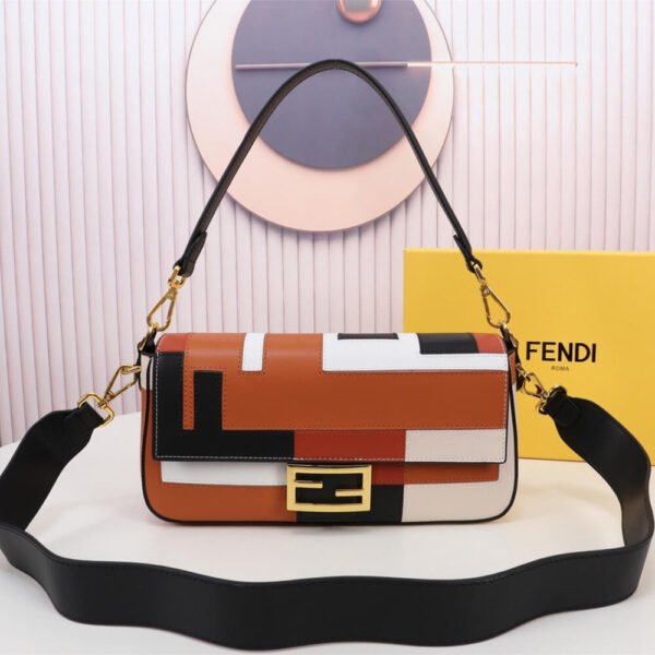 EBD788FE-AEA5-237C-27C8-25F4818C706E.jpg Fendi Baguette(high-end grade)