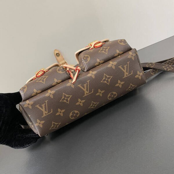 Louis Vuitton Excursion PM M46932