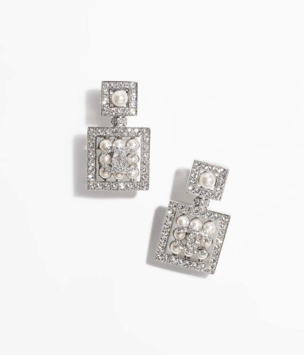 ECC3B5CD-A59F-C127-2A36-F2ED09FB9AF3.png PENDANT EARRINGS