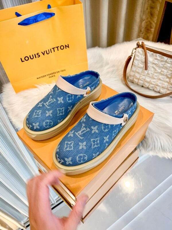 Louis Vuitton Women's Pool Pillow Comfort Sandal