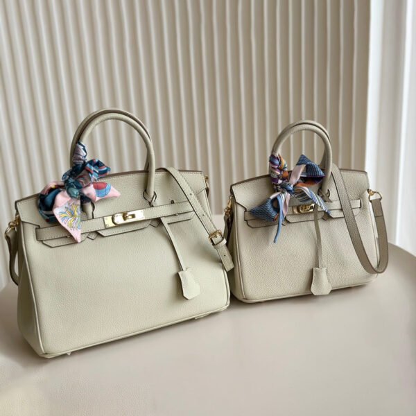 EEBAB76F-E4D6-0605-74B7-2DE59D3A9794.jpg Birkin 30/25 Bag