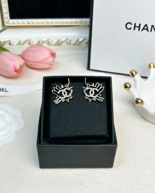 EF7A0C13-990D-92BF-5FE6-26C85736898B.jpg CC Jewelry New 11