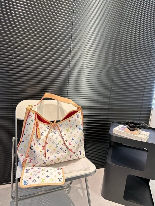 Louis Vuitton Carryall PM M13661