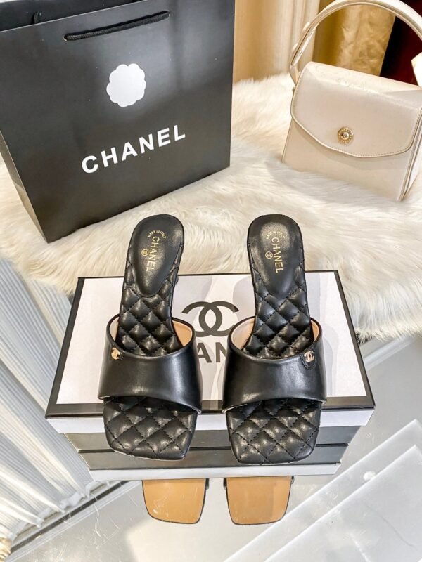 Chanel Women's Logo 25ss CC Sandal