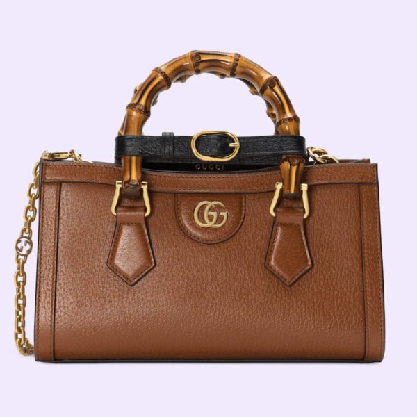 F20B97AE-7977-94CC-4F79-DD3C5D0BD0E8_eb411c8d-56fe-42d7-bb00-7a1f4f65bb51.jpg DIANA SMALL SHOULDER BAG