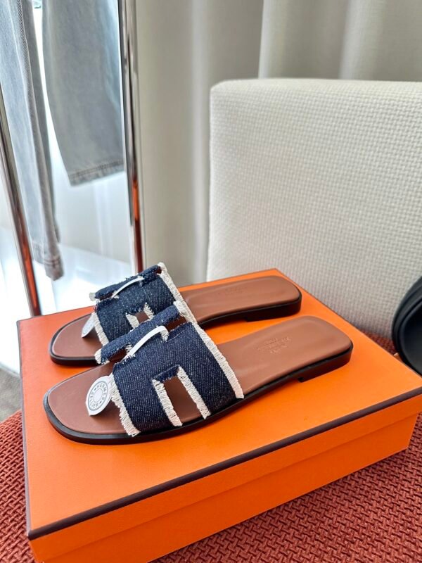 Hermes Women's Oran Sandal