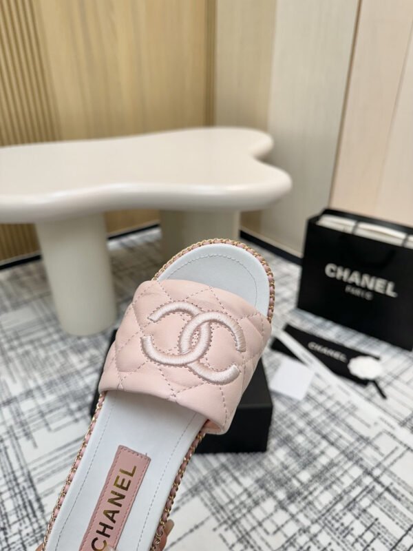 Chanel Women's Logo 25ss CC Sandal