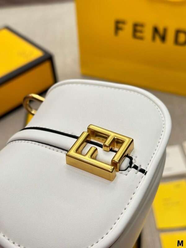 F4A734C0-752F-E996-D914-249577D979B9.jpg Fendi C'mon Nano - White