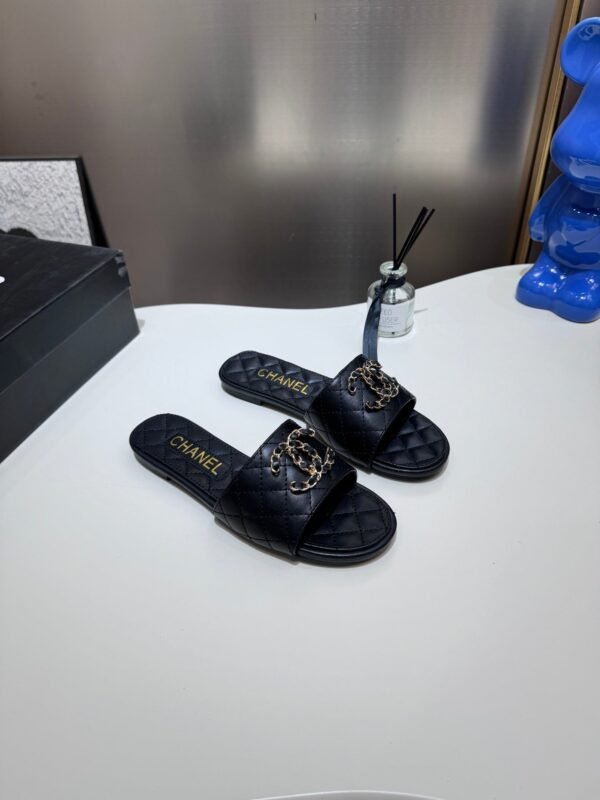 Chanel Women's Logo 25ss CC Sandal