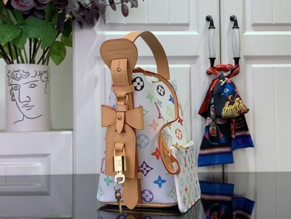 F6CCC5D4-9566-831F-26C6-FE8EFB78B6AE.jpg Louis Vuitton M13089 LV x TM All In BB