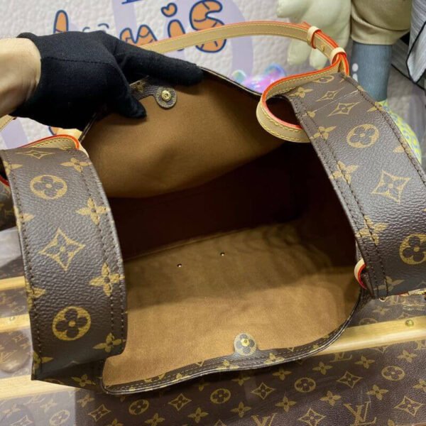 F7881121-182C-6DEE-51BE-9B0A6E68CEF5.jpg Louis Vuitton M46817 Atlantis GM