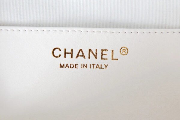 Chanel Mini Heart Bag White For Women 7in/18cm AS3191 B07958 10601