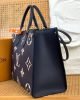 F8797828-F8CB-50BC-924F-032B15A773A7.jpg Louis Vuitton OnTheGo MM M47084
