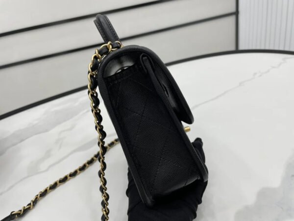 Chanel 22K Flap Bag Black For Women, Women&rsquo;s Bags 8.1in/20.5cm