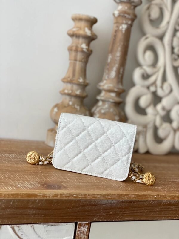 Chanel Clutch With Chain White For Women, Women&rsquo;s Bags 4.8in/12.3cm