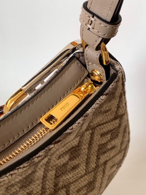 Fendi O'lock Swing Bag