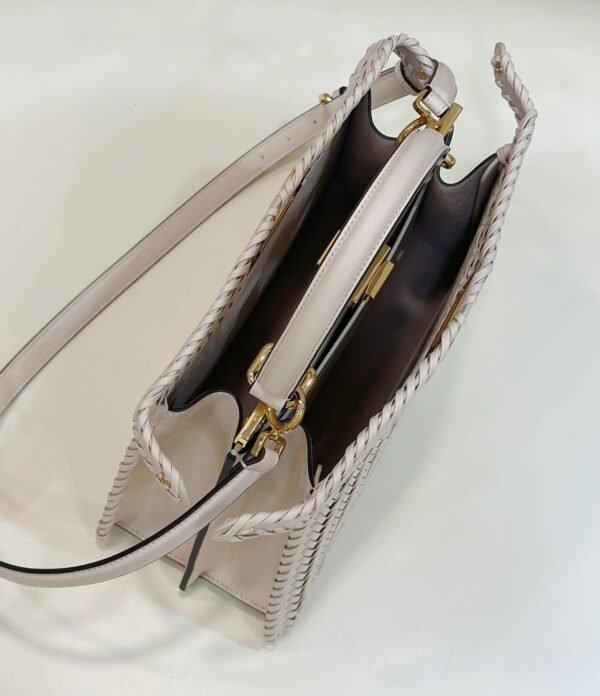 Fendi Peekaboo  Small iseeu Bag