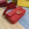 FC05BB23-93A4-5C4E-2430-8ABEA80DB602.jpg Fendi baguette Bag