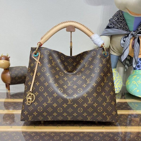 FC4AAE99-99BD-D985-6985-F9BCF07C0AB8.jpg Louis Vuitton Artsy MM M40249