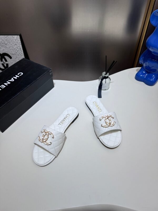 Chanel Women's Logo 25ss CC Sandal