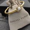 FD7A3BB2-F5C4-0A0A-26F6-D52D535E5A91.jpg Cable Classics Bracelet with White Agate and Diamonds 18K Yellow Gold 4mm
