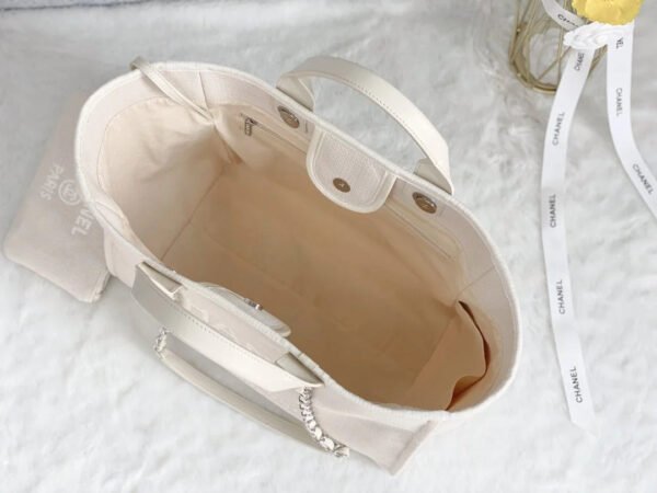 Chanel Small Shopping Bag Silver Hardware Cream For Women, Women&rsquo;s Handbags, Shoulder Bags 15.2in/39cm AS3257